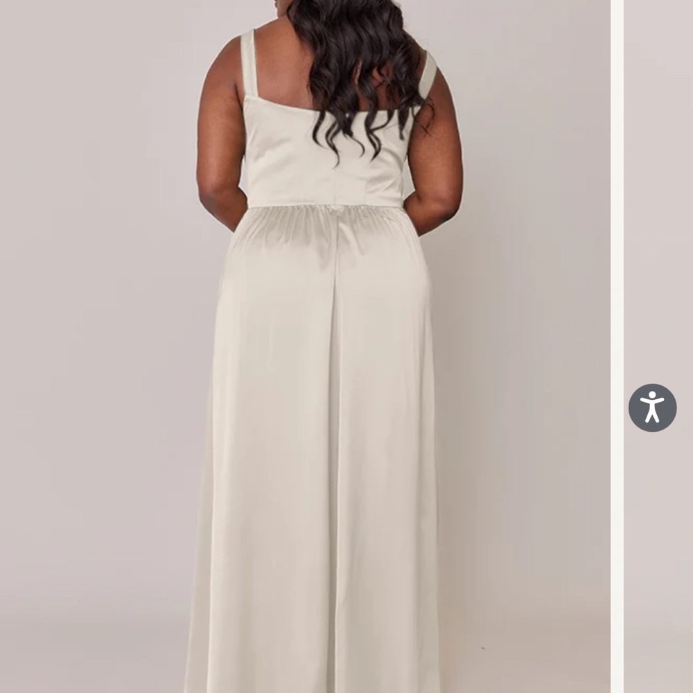 Revelry Dress- Whitney Satin in Soft Champagne - Picture 6 of 6